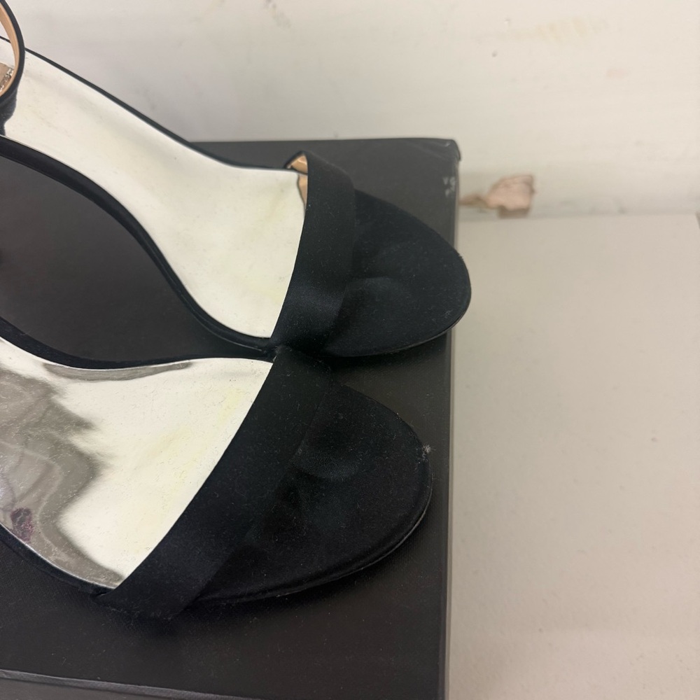 Badgley Mischka Vicia Crystal Embellished Heel Sandal Black Size 9.5 - Picture 4 of 8